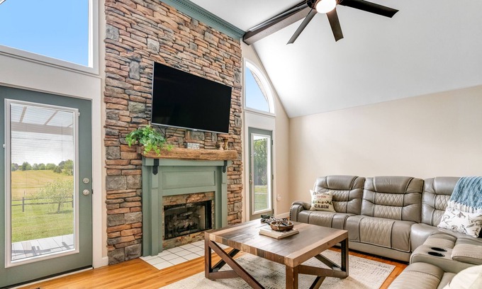 Sevierville House | Scenic country lodge with amazing views, fenced yard, outdoor living & firepit