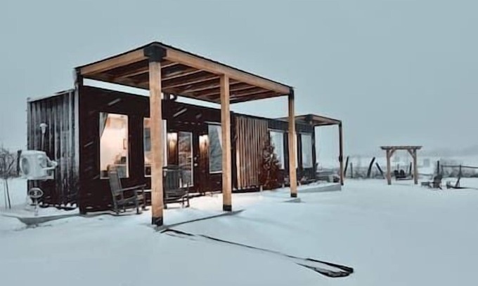 Pine Grove Apartment | ‘Scenic Escapes’ Romantic Pine Grove Getaway!