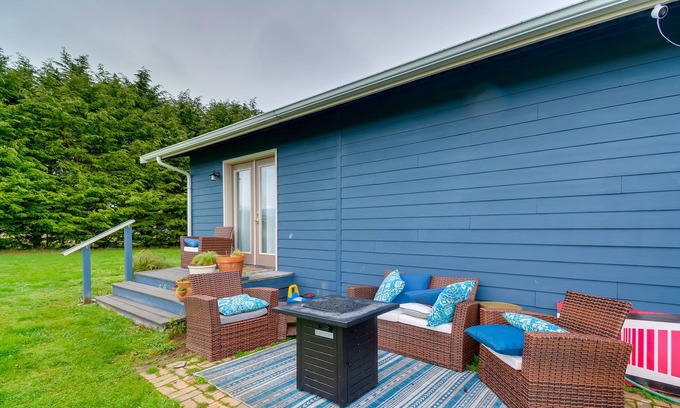 Port Angeles House | Scenic Family Farmhouse Outside Port Angeles!