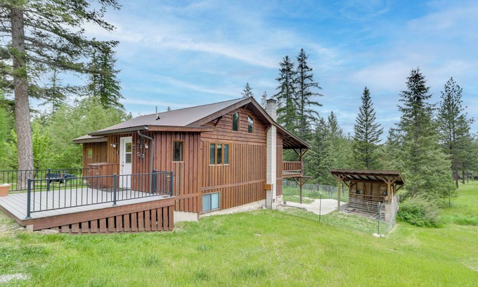 Rexford House | Scenic Kootenai Forest Home w/Outdoor Living Area