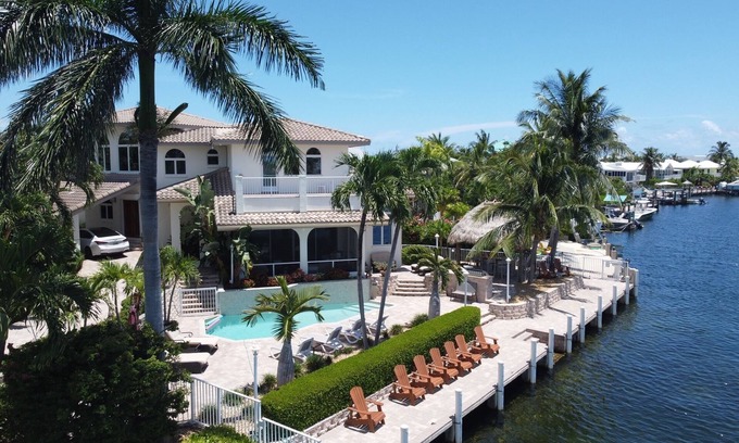Marathon House | Scenic Solitude a Private, Luxurious and tropical Pool Home