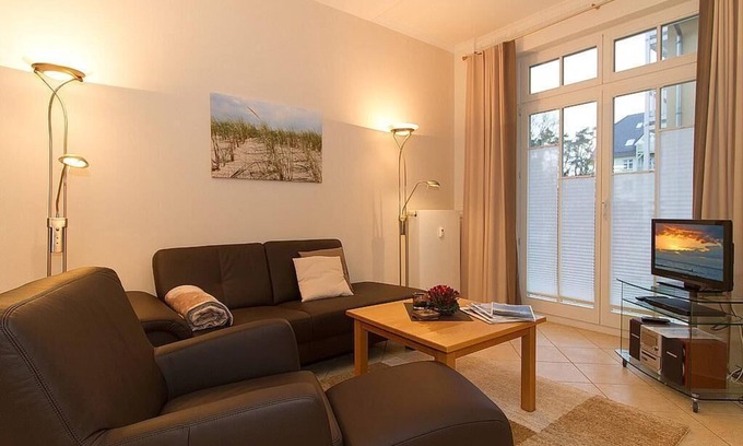 Ostseebad Kuhlungsborn Apartment | Schöne Ferienwohnung an der Ostsee mit Terrasse, Saunabereich und Pool im Haus!