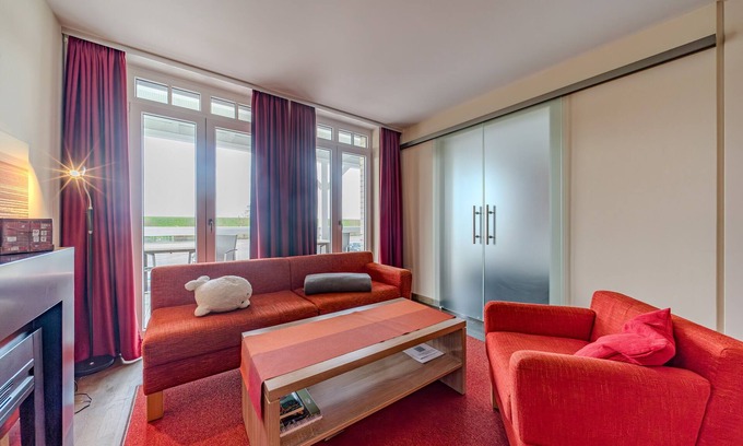 Wremen Apartment | Schöne Ferienwohnung mit Sauna und Tollem, Großem Balkon mit Blick zum Deich