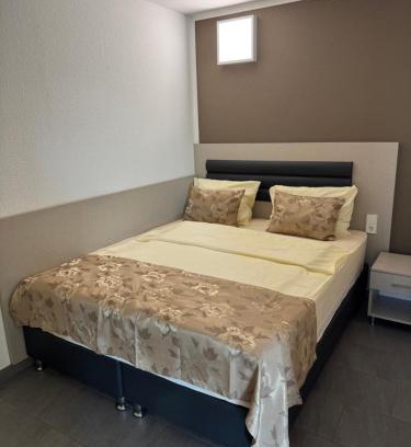 Leinfelden-Echterdingen Apartment | Schönes Apartment 310 direkt am Flughafen-Messe und SI-Centrum Stuttgart