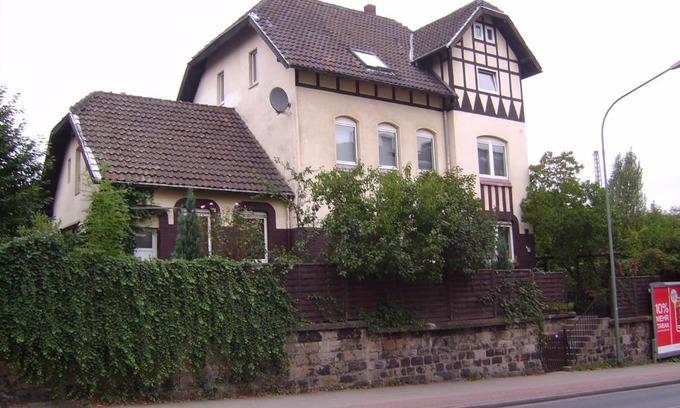 Kray House | Schönes Zimmer im Seterant/Untergeschoss