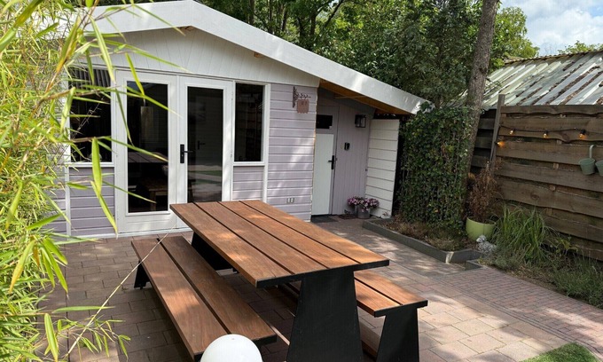 Voorthuizen Ski Chalet | Schaapskooi Overnacht Heerlijk Rustig aan de Rand van de Veluwe