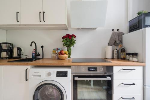 Mitte Apartment | Schicke Altbauwohnung in Kiel Mitte 24-7 Check In