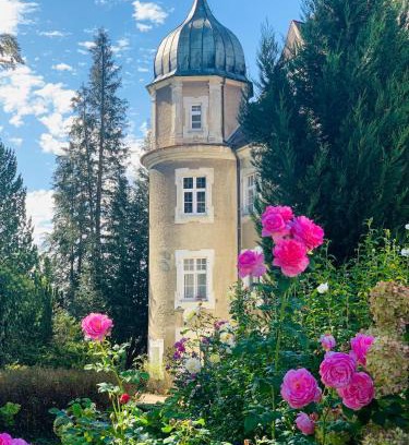 Gutenzell Apartment | Schloß Hürbel Rosengarten - Suite
