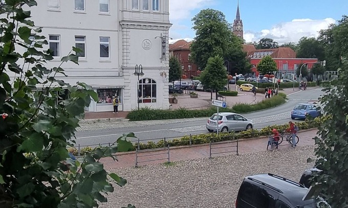 Jever Apartment | Schloss Blick Bredendiek