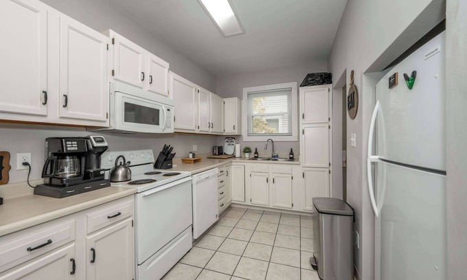 Old North Columbus House | Scholars Haven Close to Osu!