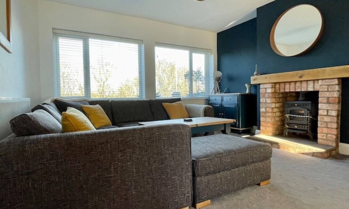 Scarborough House | Scholes Park Drive, by the Seaside