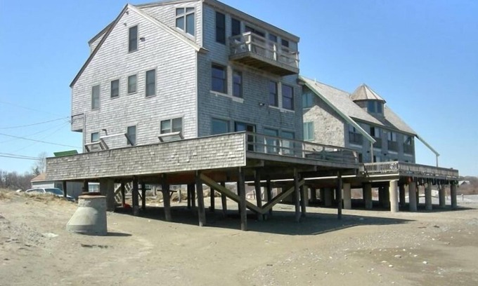 Scituate House | Scituate, Massachusetts - Oceanfront on Egypt Beach