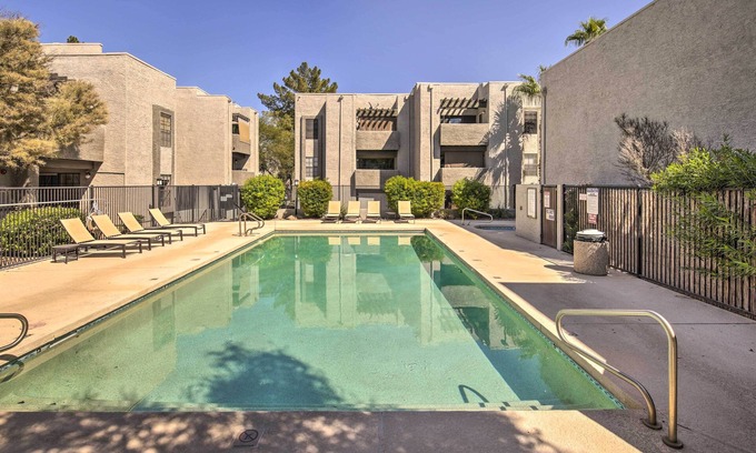 La Casa De Fuente Condo | Scottsdale Condo ~ 1 Mi to Spring Training!