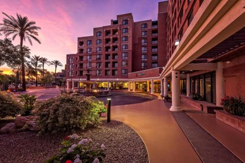 Brown and Stetson Business Hotel | Scottsdale Marriott Old Town
