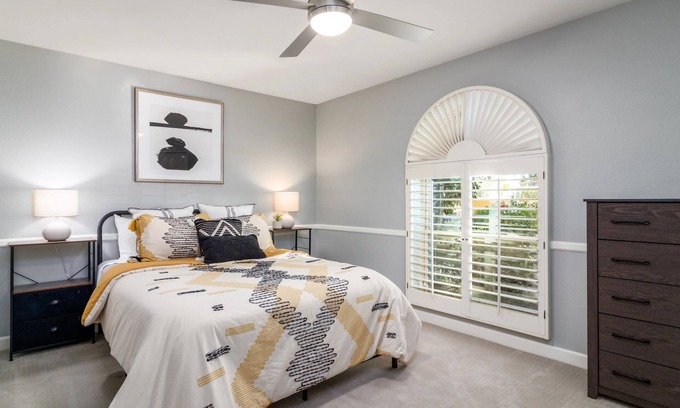 Scottsdale Vista House | Scottsdale, Master Suite, Pool Heat ($)
