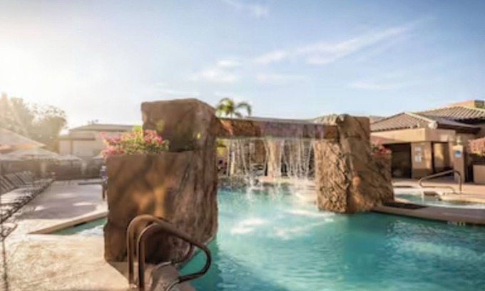 North Scottsdale Condo | Scottsdale Villa Mirage, 1br suite, Friday check-in