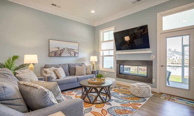 Frankford Villa | Screened Porch, Outdoor Shower: Millville Villa