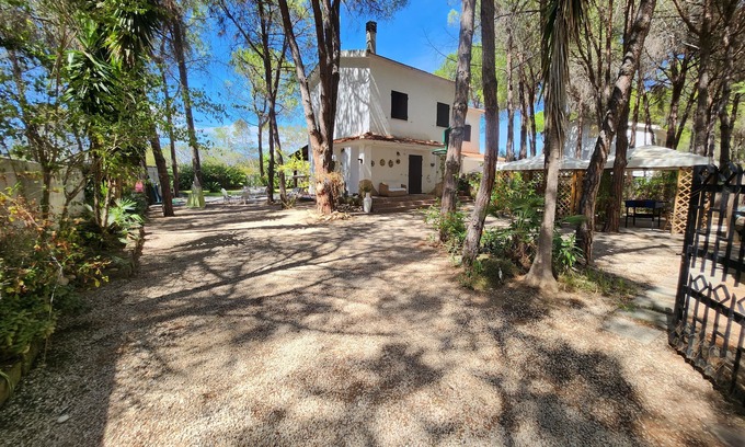 Santa Margherita di Pula House | Sea and relaxation. Villa with 500 square meters of garden