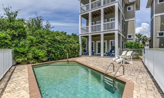 Seacrest House | "Sea Bluffs Villa" 30A Seacrest Rental w/ Private Pool + Gulf Views + Wet Bar!