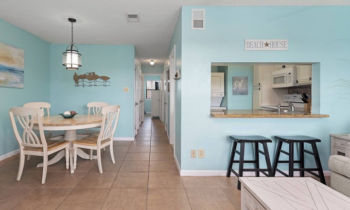 Gulf Shores Condo | Sea Breeze #305