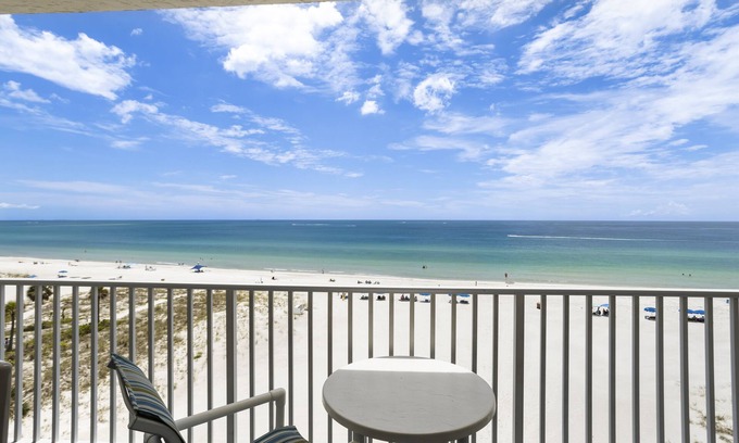 Madeira Beach Condo | 🌴 Sea Breeze #505 Direct Gulf Front Condo with Balcony Views