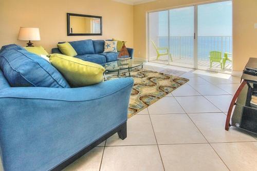 Madeira Beach Apartment | Sea Breeze 702