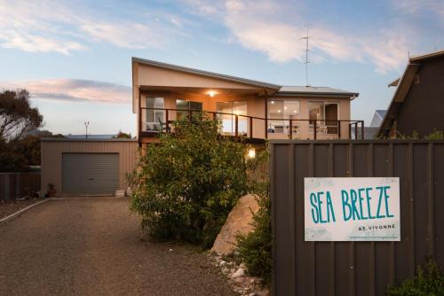Newland House | Sea Breeze at Vivonne