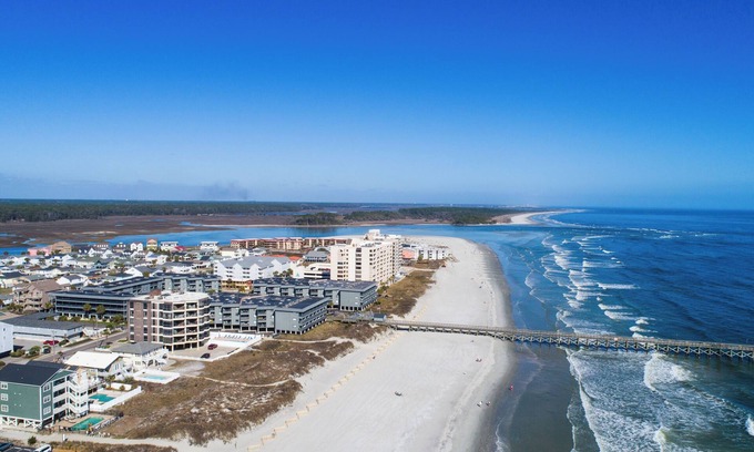 North Myrtle Beach Condo | Sea Cabin@Cherry Grove Beach-Stroll the Beautiful Inlet Pools*Book FALL NOW!
