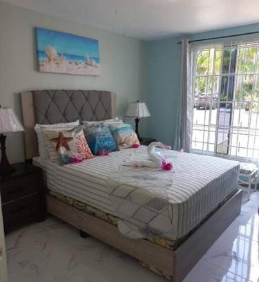 St.Bran's Burg Apartment | Sea Castles La Vue