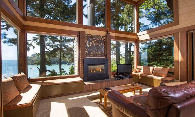 Trinidad House | Sea Cliff - Perched above Sea, Romantic & Private!
