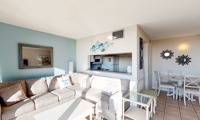 Bethany Beach Condo | Sea Colony Ocean 1st floor condo w/basketball court, tennis court, & WiFi