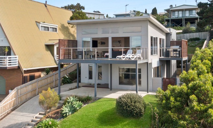 Ocean Grove House | Sea Galleon Summary:
