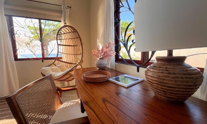 Hopewell Villa | Sea Glass Suite: Your Seaside Sanctuary