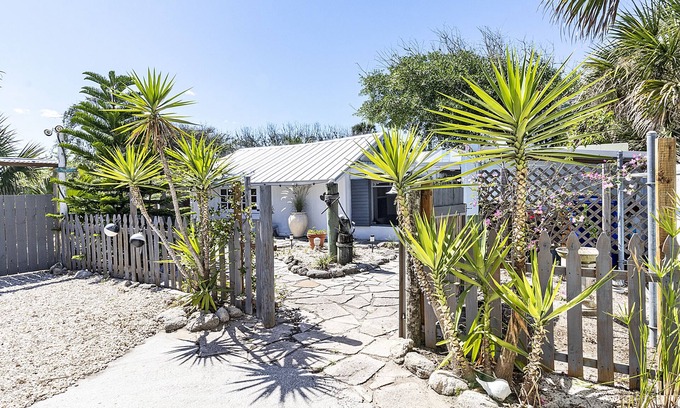 St. Augustine House | Sea Horse Haven . Matanzas Inlet Beach House. White sandy barrier island!