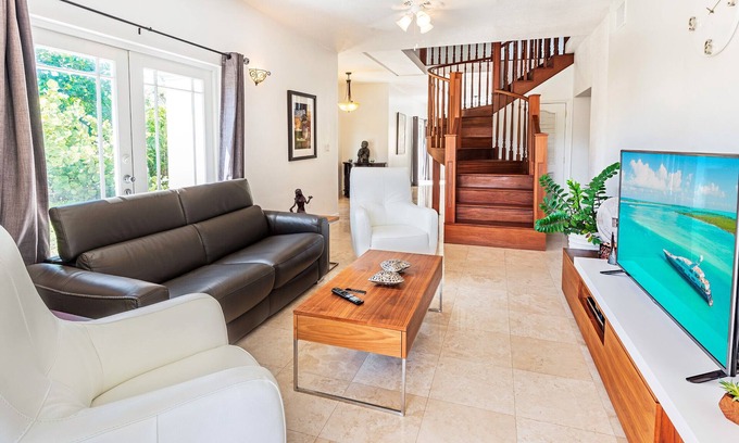 Long Bay Hills Villa | Sea La Vie - Beachside 4 Bedroom Villa, Unit #1