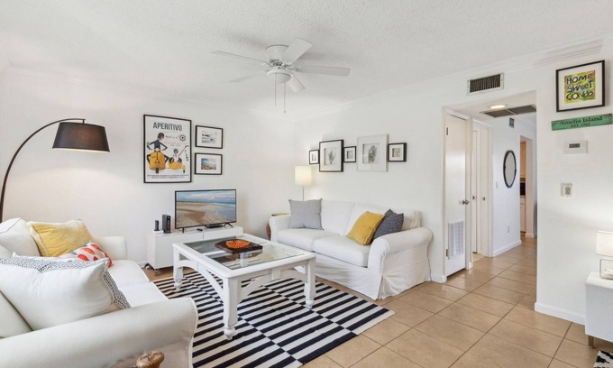 Fernandina Beach Condo | Sea La Vie - Hosted By Moore AI Rentals