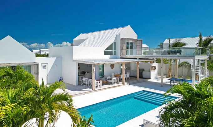 Leeward Settlement Villa | Sea La Vie: NEW Villa w/Pool, Walk to the Beach