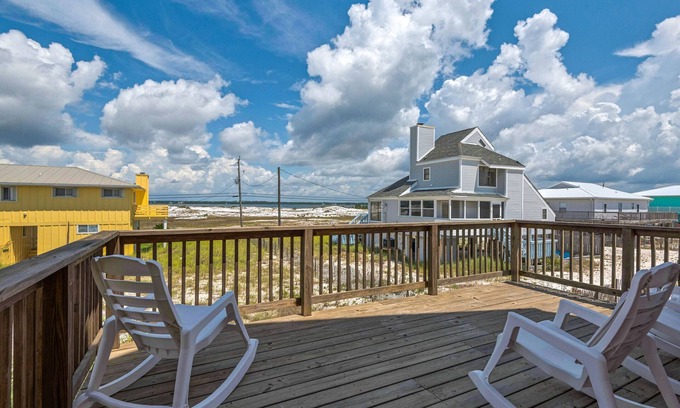 Navarre Beach House | “Sea La Vie” Water Views, Steps to the beach
