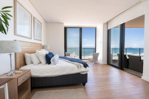 Umdloti Apartment | Sea La Vie - with Inverter