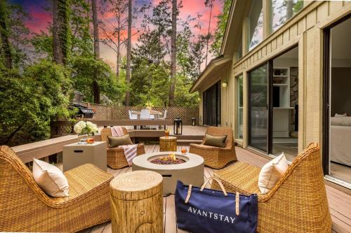 Sea Pines House | Sea Pine by AvantStay Private Modern Home Surrounded in Lush Greenery Close to Beach
