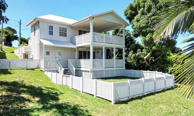 Yeppoon House | Sea Sage Cottage 4703