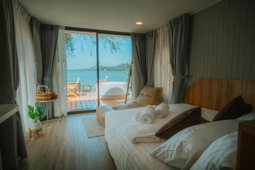 Thep Kasattri Villa | Sea Sand See Sky Beach Front Resort