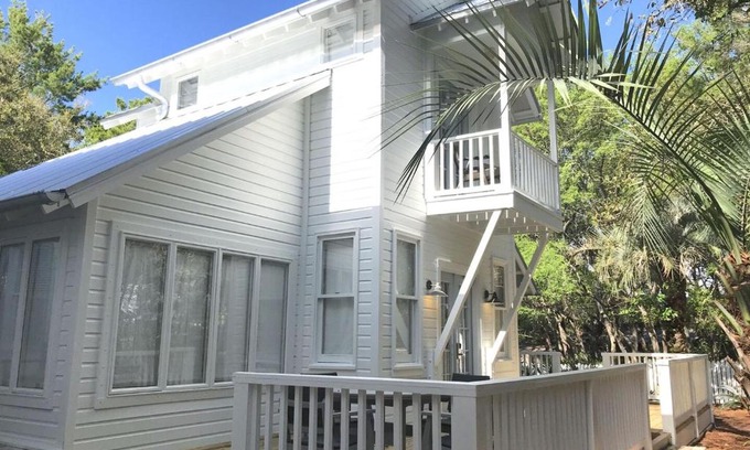 Seaside House | Sea Shack - 128 Tupelo Street by Dune Vacation Rentals
