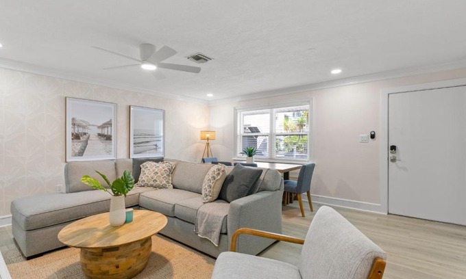 Indian Shores Apartment | Sea Shell 44