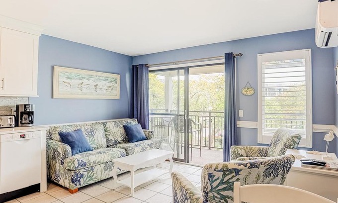 Hilton Head Island Apartment | Sea Side Villas 252