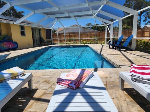 South Venice House | Sea Turtle Sunshine