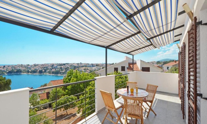 Businci Apartment | Sea View Apartment