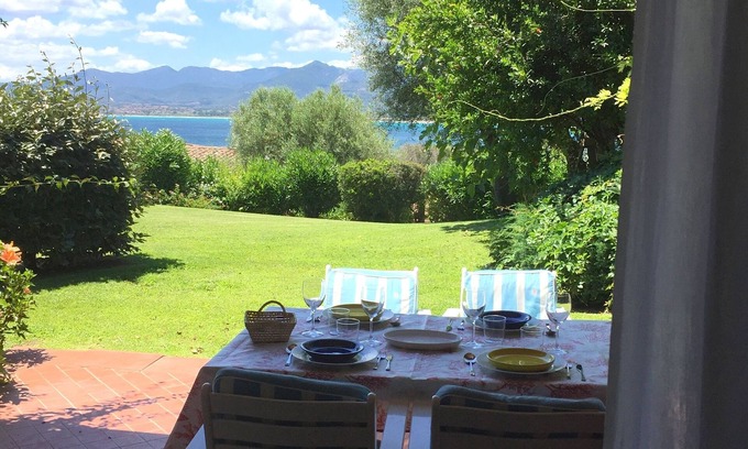 Puntaldia House | Sea view apartment in the exclusive Puntaldia