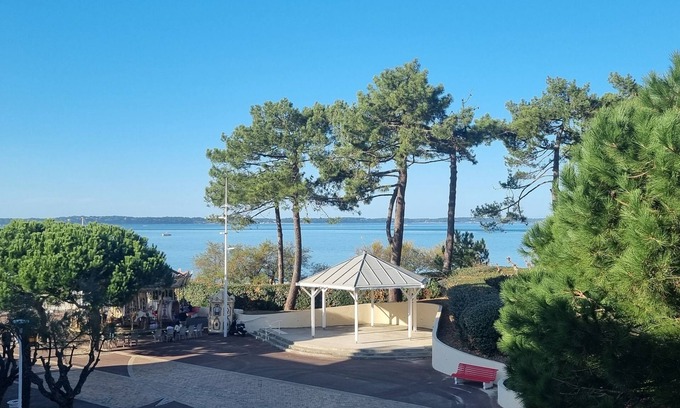 Le Moulleau Apartment | Sea view apartment, second line, Moulleau Arcachon