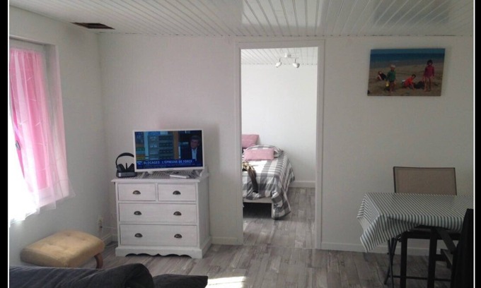 Saint-Martin de Brehal House | Sea view bungalow